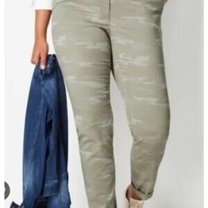 Jjill Extra soft Chino Washed Sage Camouflage Camo Print Size 12